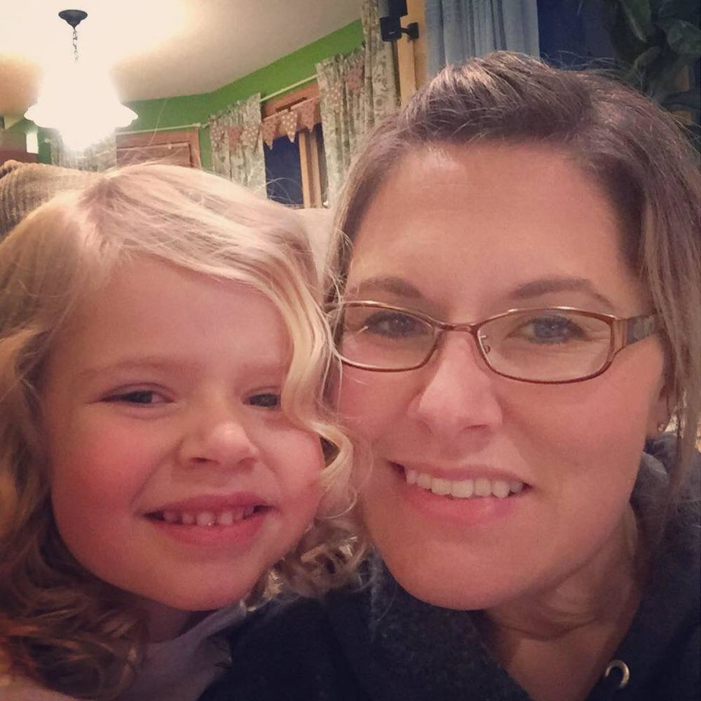 Meet your Posher, Lura